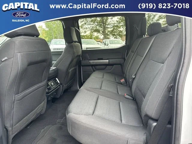 Used 2023 White Ford XLT image 17