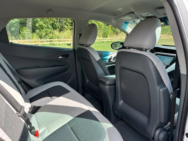 Used 2019 Summit White Chevrolet LT image 21