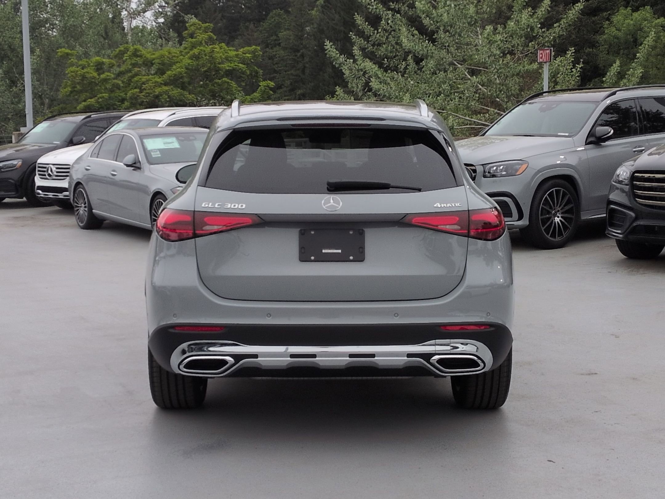 New 2026 MANUFAKTUR Alpine Grey Mercedes-Benz GLC 300 image 43