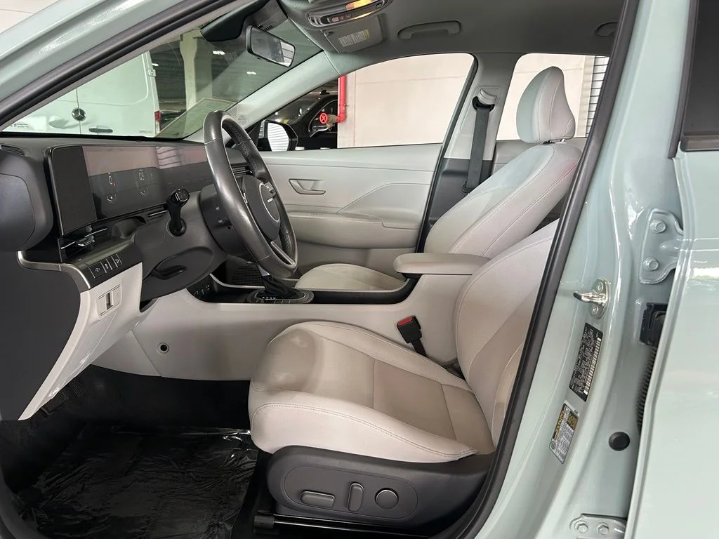 Used 2024 Mirage Green Hyundai SEL image 9