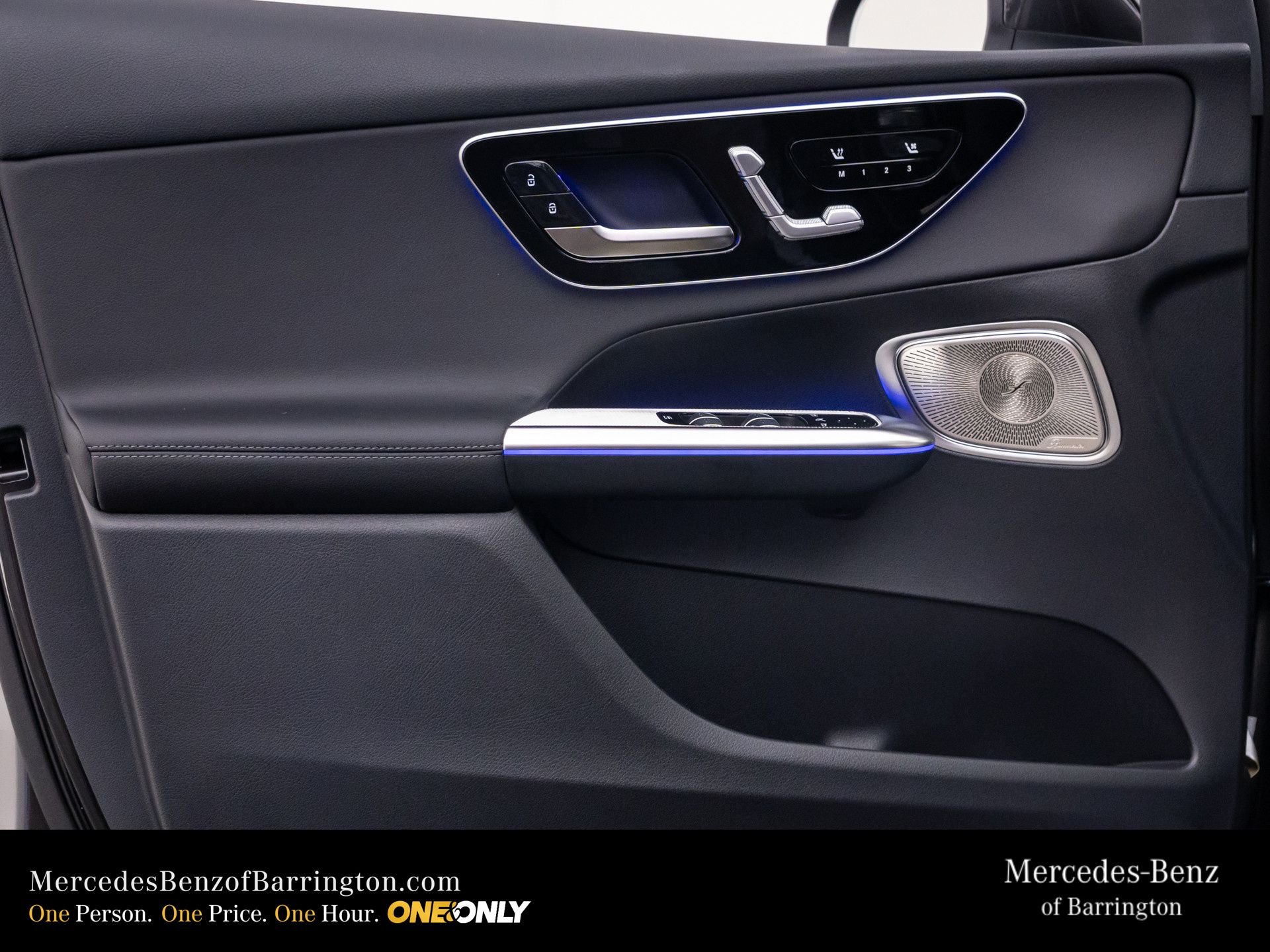 New 2026 Graphite Grey Metallic Mercedes-Benz GLC 300 image 15