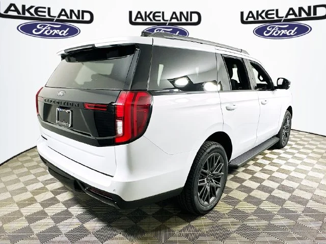 New 2026 Ford Expedition Platinum