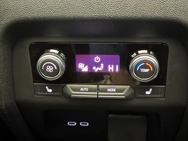2026 GMC Acadia Elevation - Photo 8
