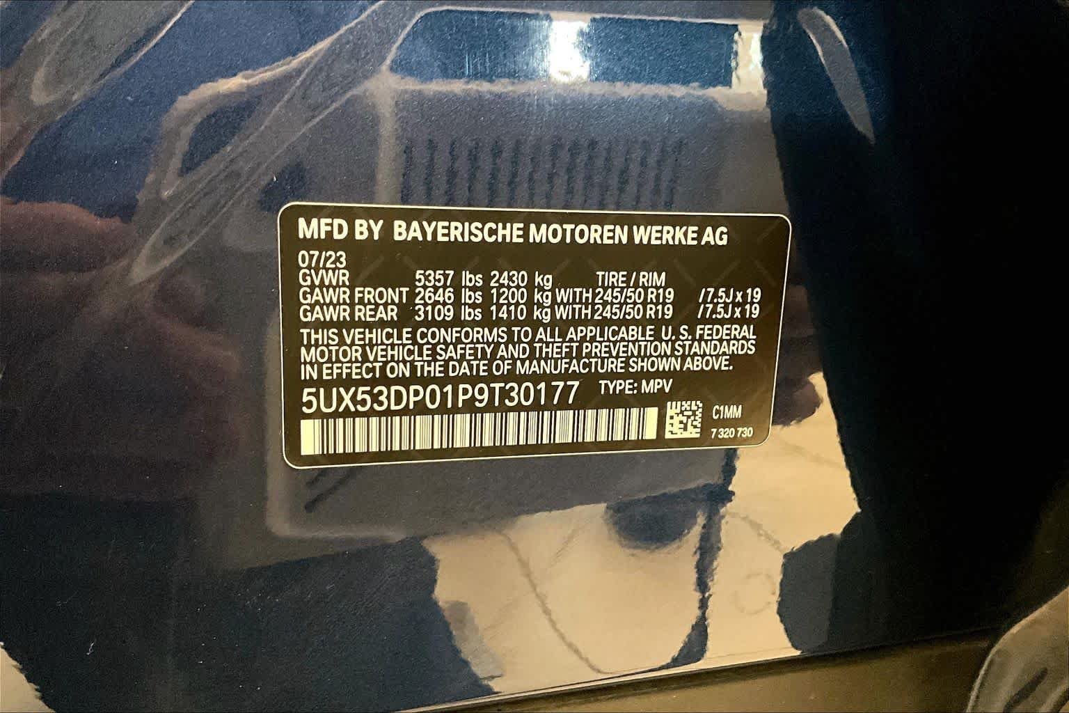 Used 2023 Phytonic Blue Metallic BMW xDrive30i image 31