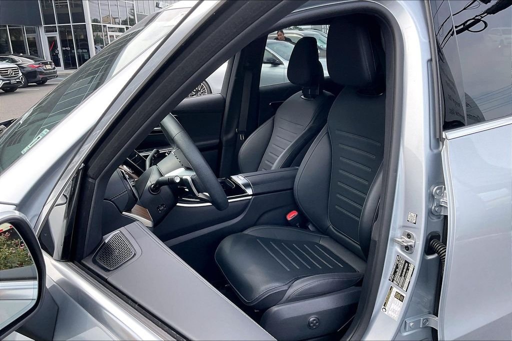2025 Mercedes-Benz GLC Base - Photo 17