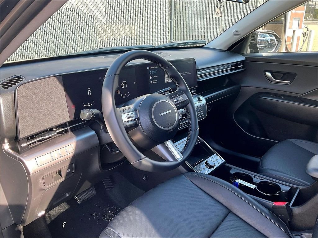 Used 2026 Black Hyundai SEL Premium image 8
