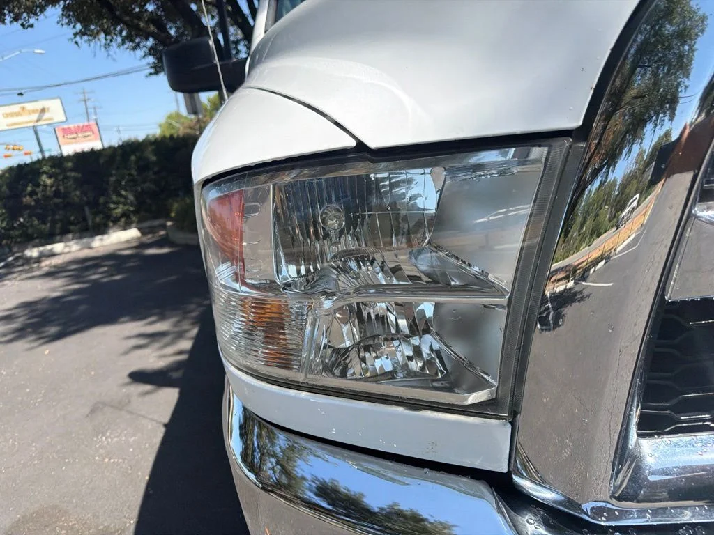 Used 2016 White Ram SLT image 10
