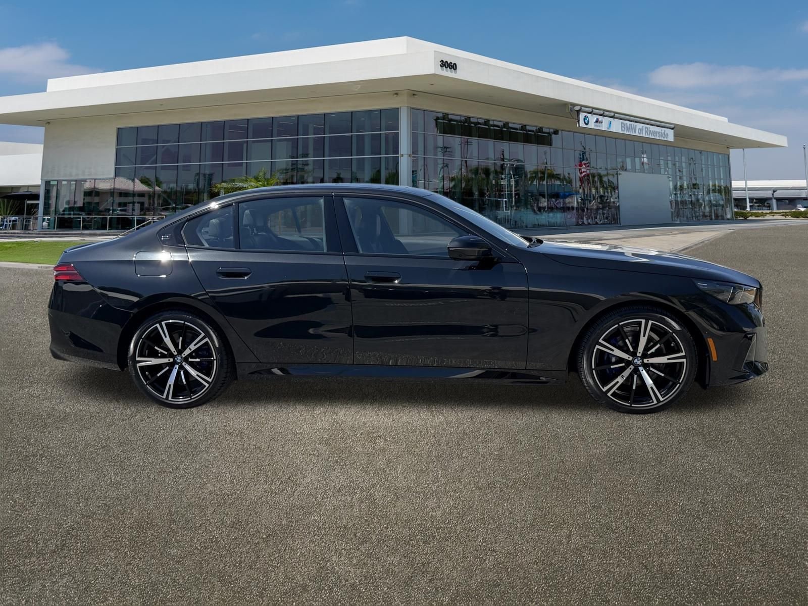 Used 2026 Black Sapphire Metallic BMW 530i xDrive image 12