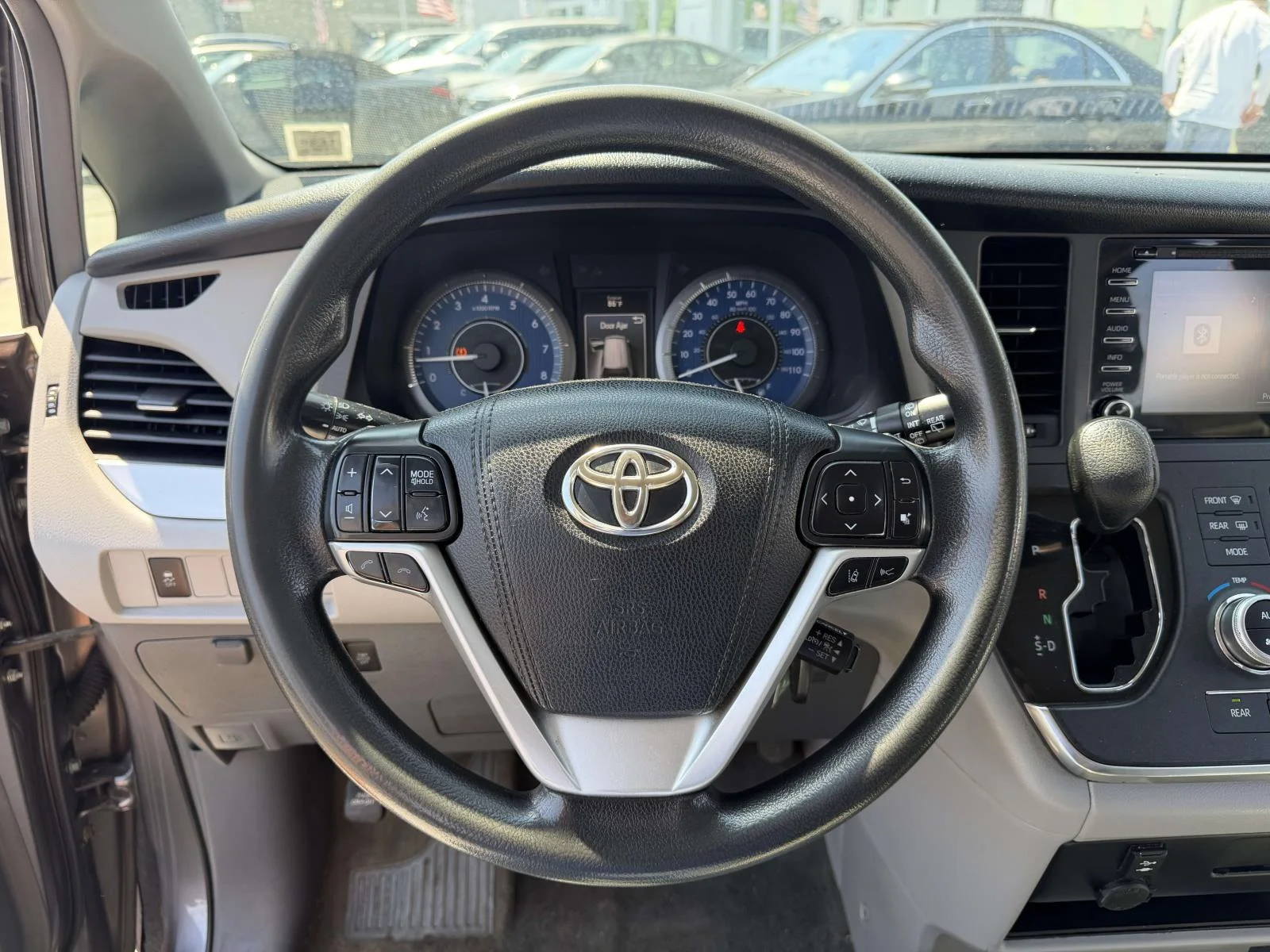 Used 2018 Gray Toyota LE image 21