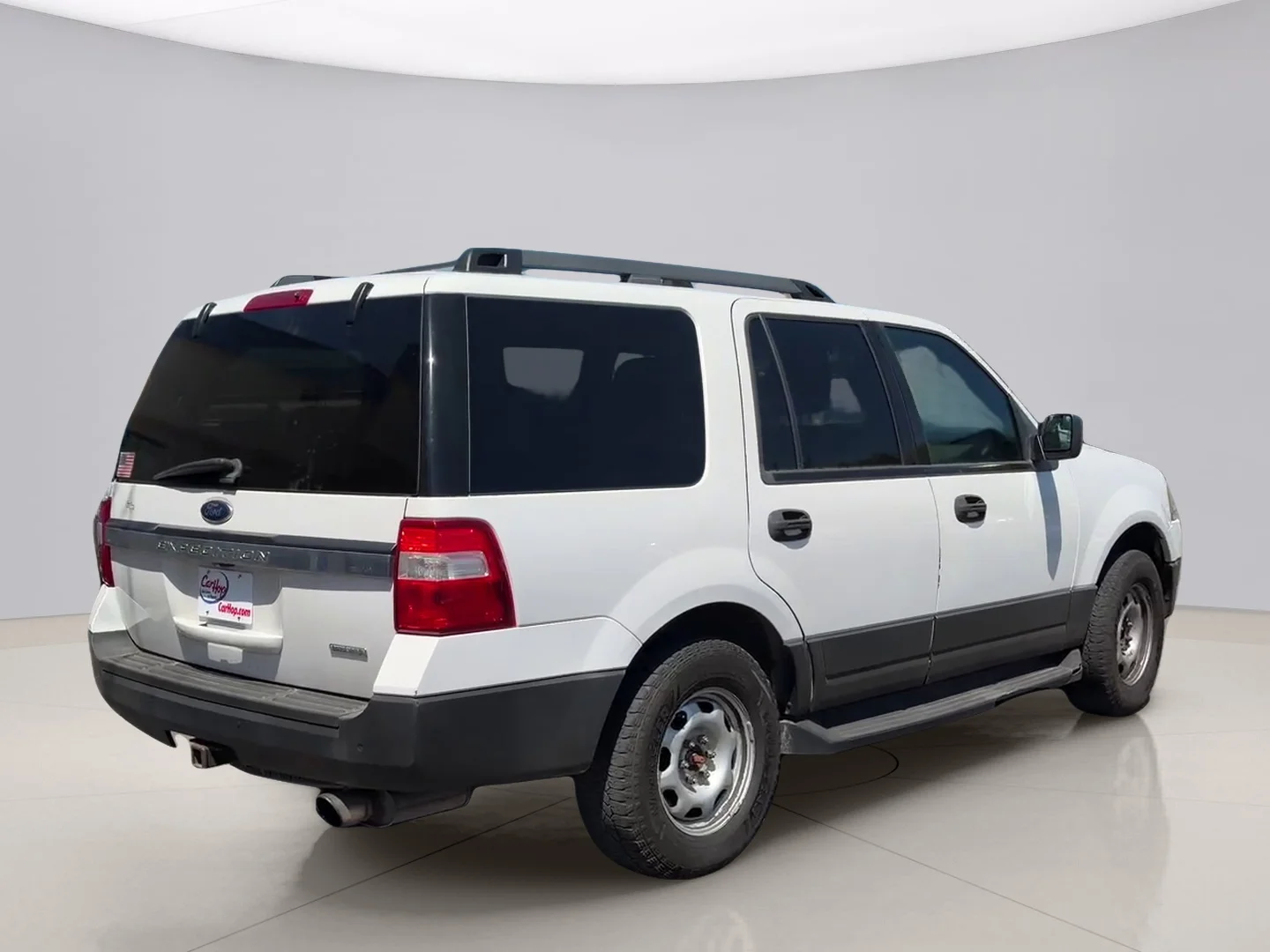 Used 2015 White Ford XL image 6