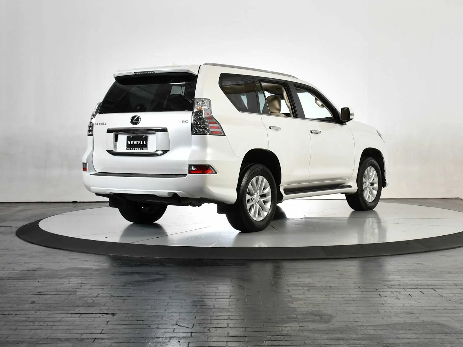 Certified Used 2023 Eminent White Pearl Lexus Premium image 7