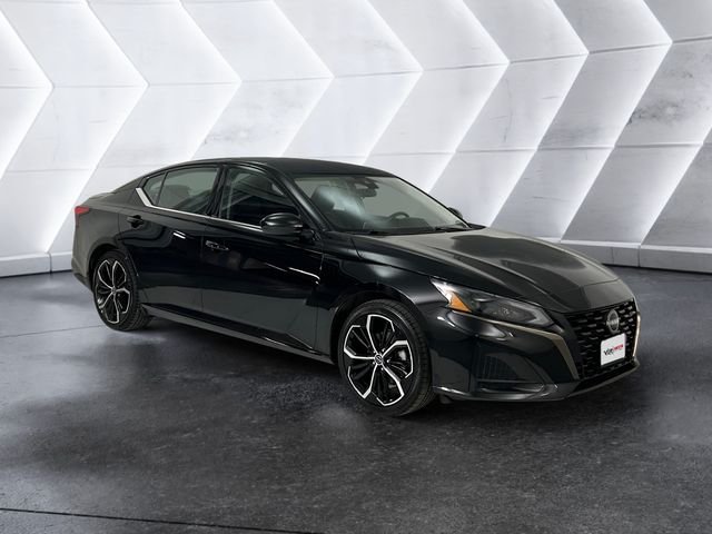 2024 Nissan Altima SR