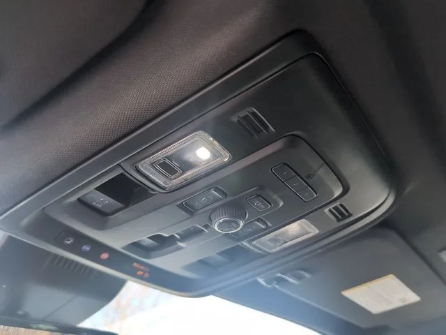 Used 2023 White Chevrolet Premier image 30