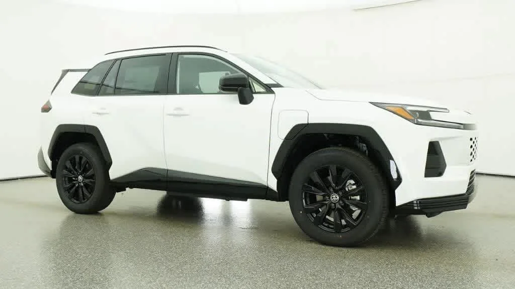 New 2026 Ice Cap Toyota SE image 28