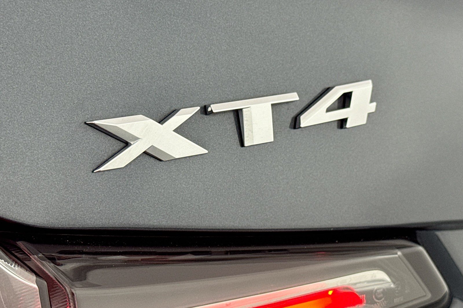 Used 2019 Shadow Metallic Cadillac FWD Sport image 9