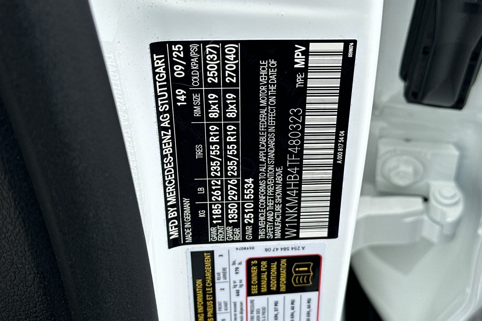 Certified Used 2026 White Mercedes-Benz GLC 300 image 28