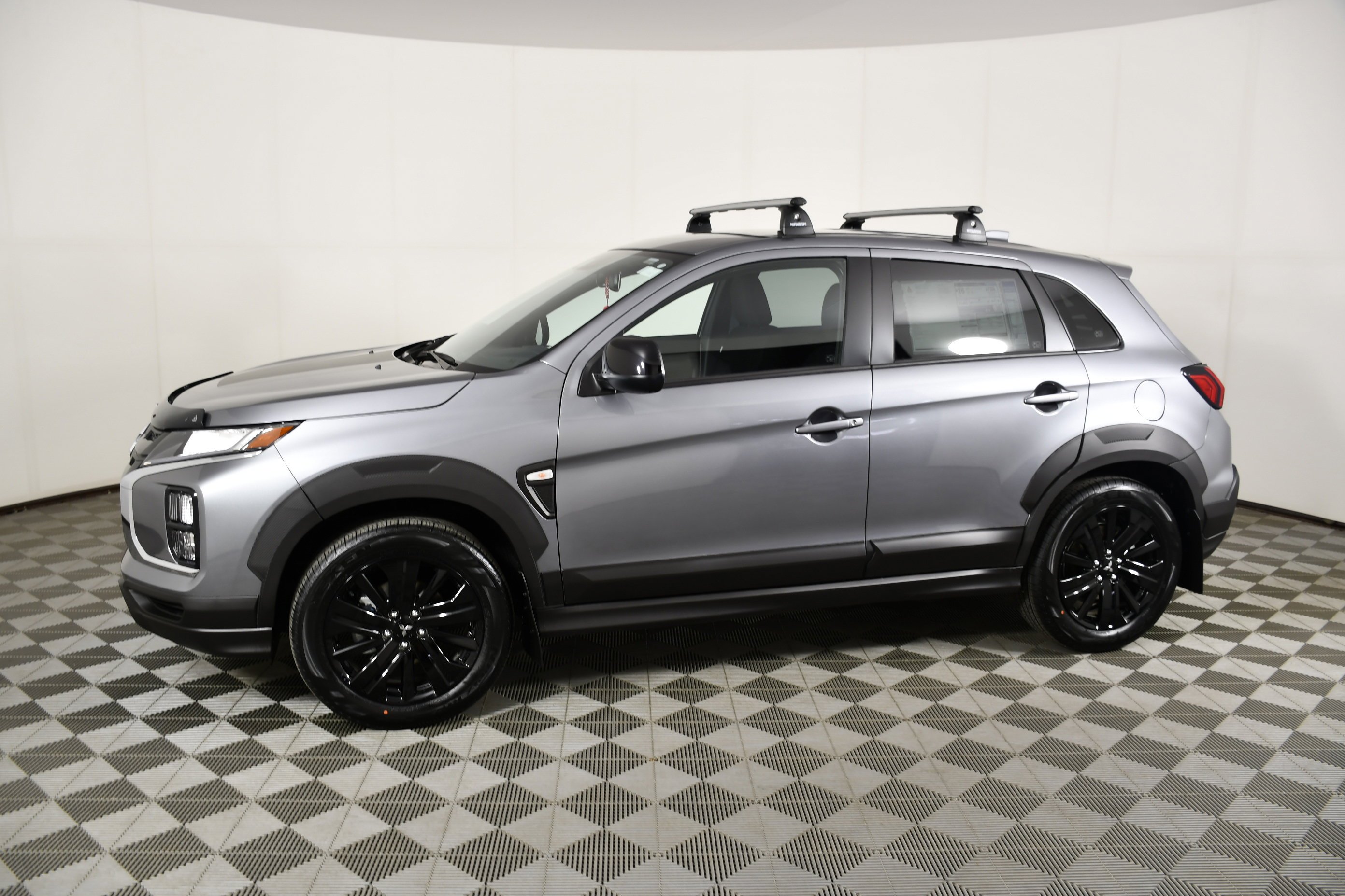 New 2026 Mercury Gray Metallic Mitsubishi Trail Edition image 9