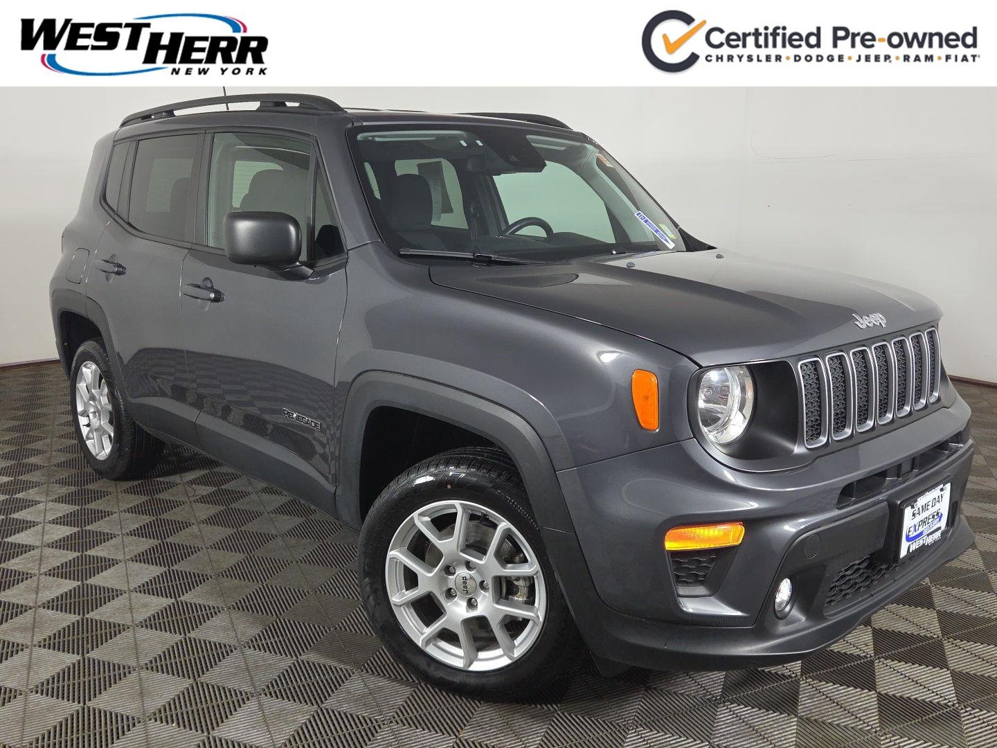 Used 2023 Graphite Gray Jeep Latitude image 1