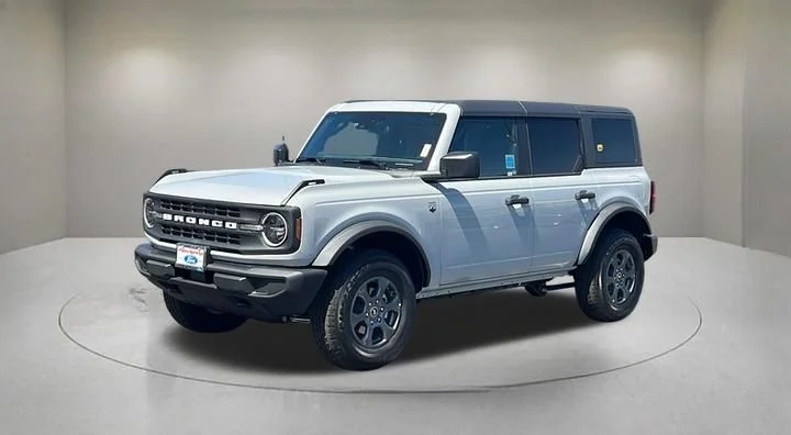 New 2026 Avalanche Gray Ford Big Bend® image 2
