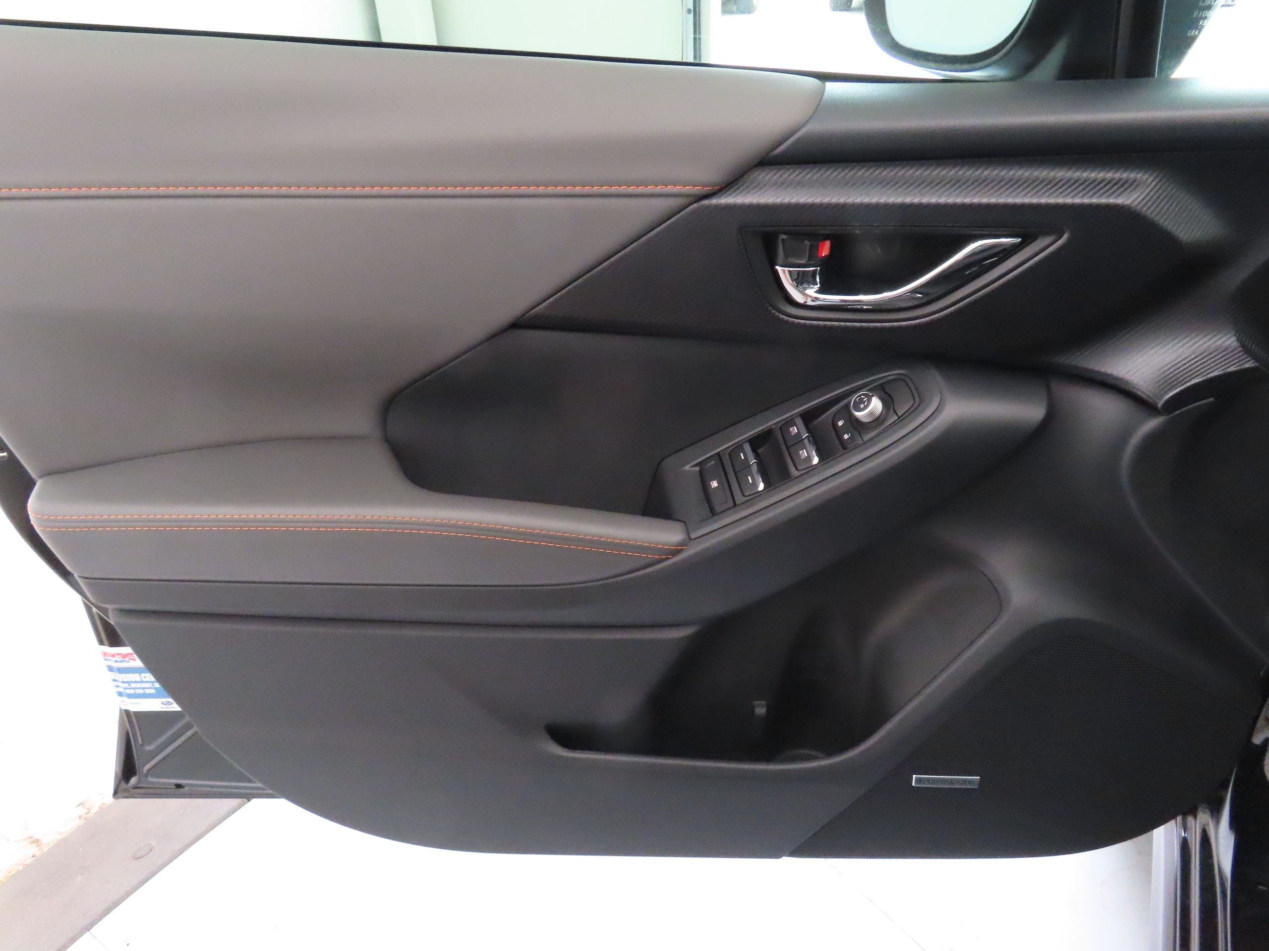New 2026 CRYSTAL BLACK SILICA Subaru Limited Hybrid image 10