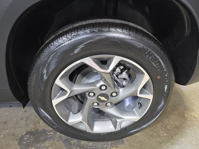 New 2026 Sterling Gray Metallic Chevrolet LT image 33