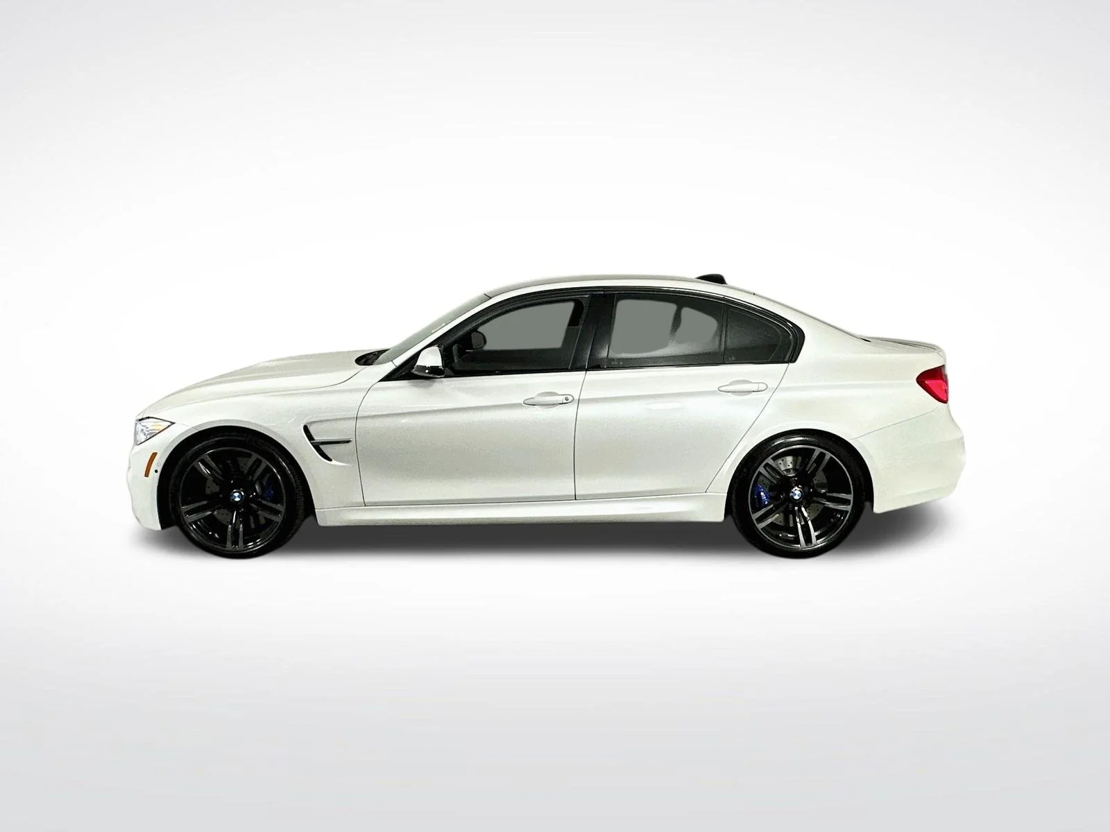 Used 2016 White BMW Base image 5