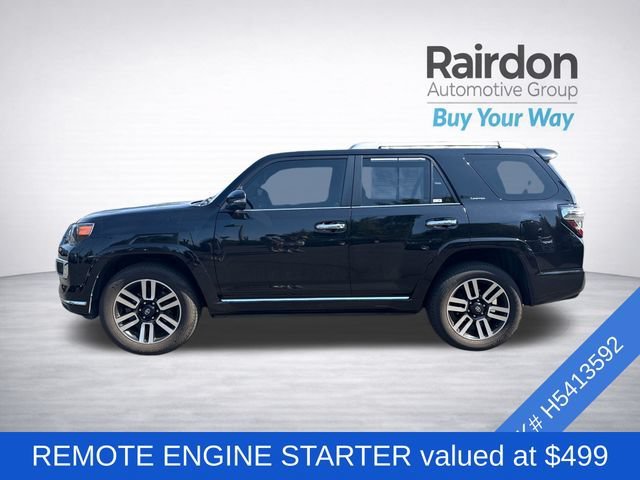 Used 2017 Midnight Black Metallic Toyota SR5 image 4