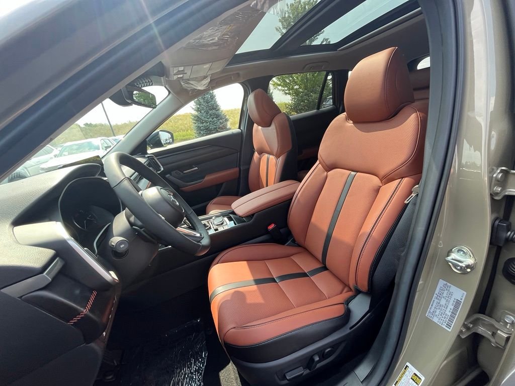 New 2026 Beige/tan Mazda 2.5 Turbo Meridian Edition AWD image 8