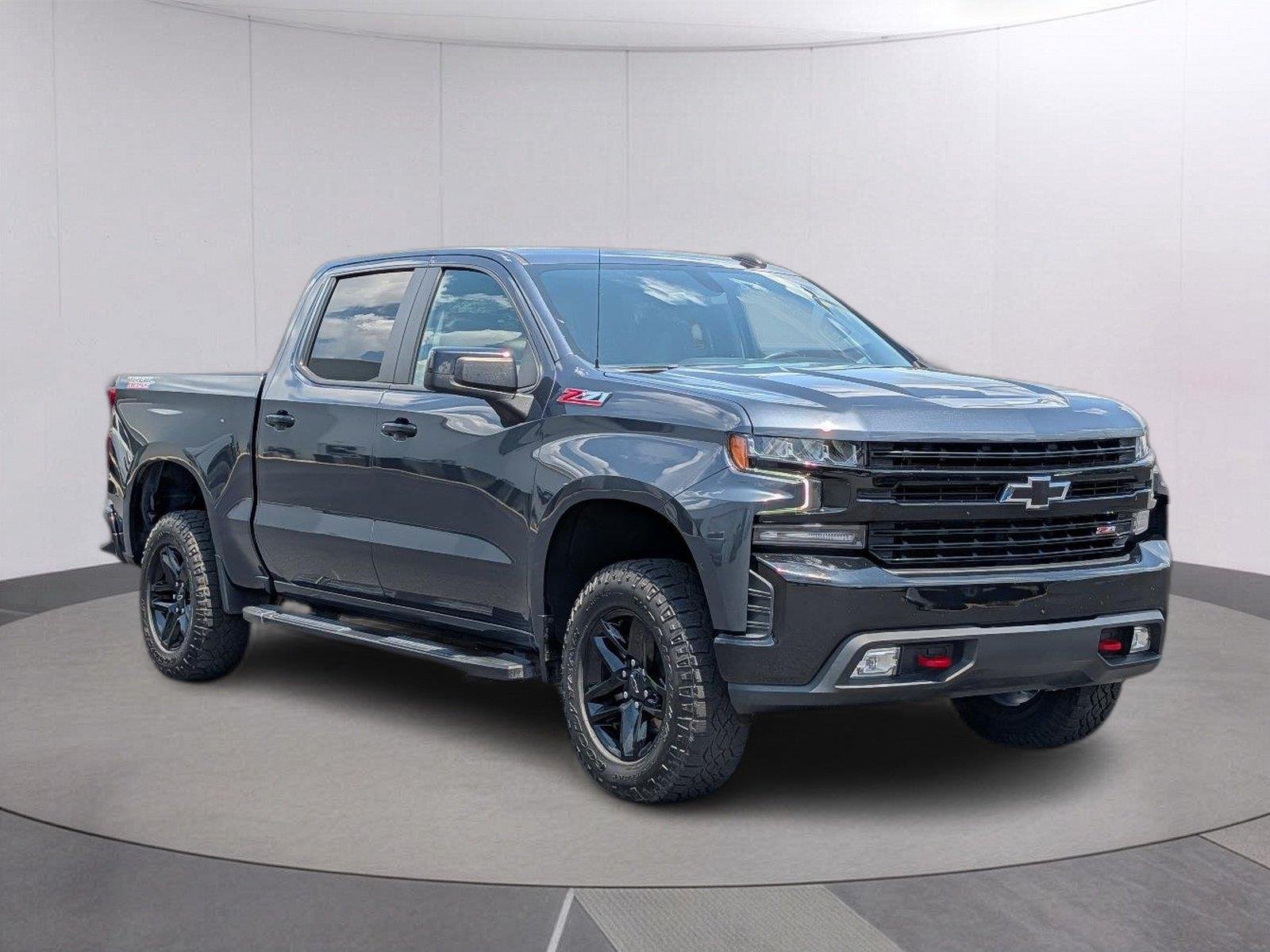 Used 2022 SHADOW GRAY METALLIC Chevrolet LT Trail Boss image 8