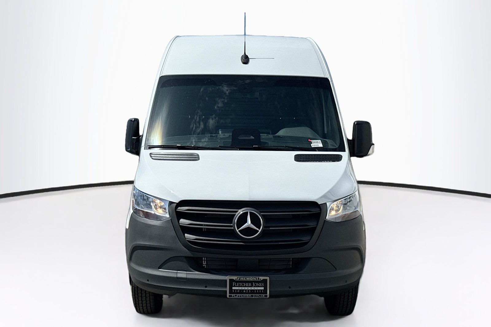 New 2026 Arctic White Mercedes-Benz  image 2