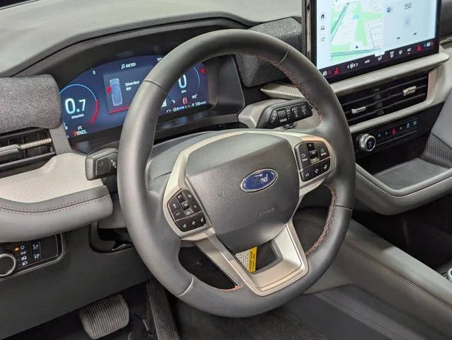New 2027 Ruby Red Metallic Tinted Clearcoat Ford Active image 39