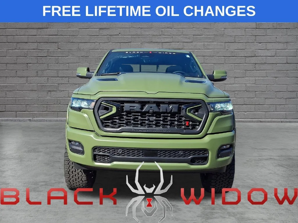 New 2026 Diamond Black Crystal Pearl-Coat Exterior Paint RAM Big Horn image 2