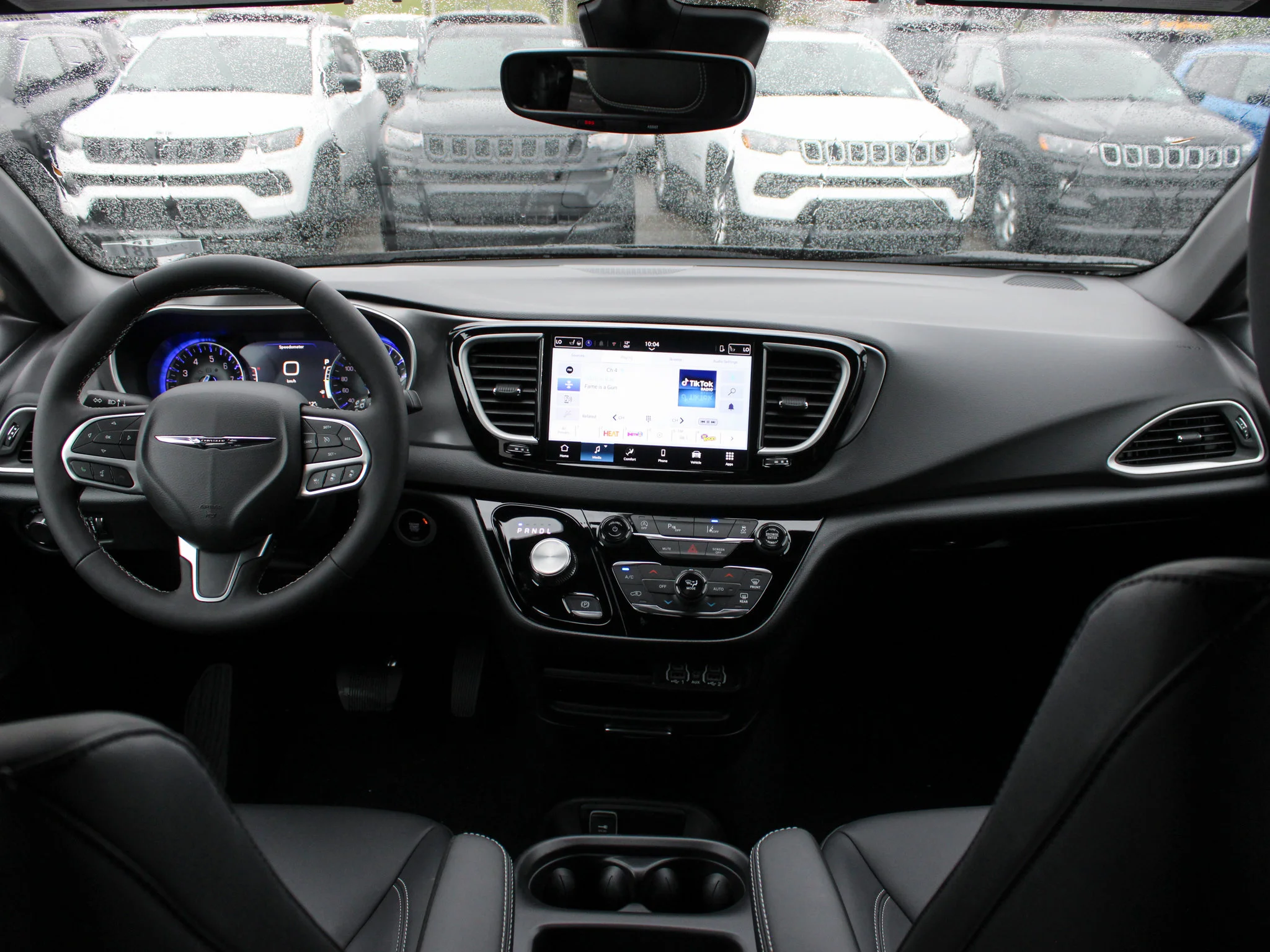 Used 2025 Black Chrysler SXT*, Heated Leather, Remote Start, Apple CarPlay image 14