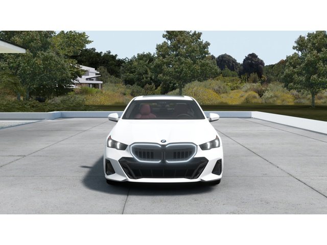 New 2027 Alpine White BMW 530i image 3