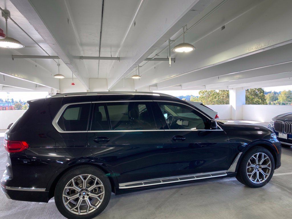 Used 2019 Black Sapphire Metallic BMW xDrive40i image 6