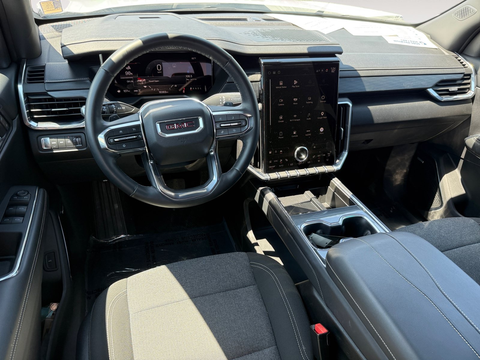 Used 2025 Summit White GMC Elevation image 15