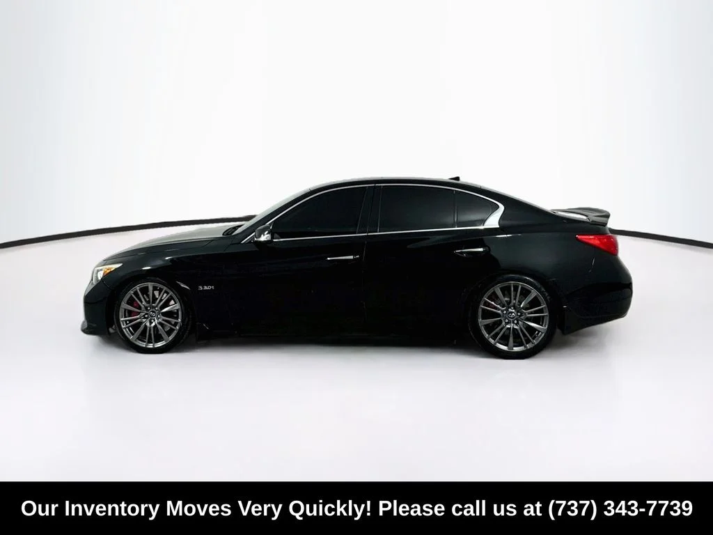 Used 2017 Black Obsidian INFINITI Red Sport 400 image 4