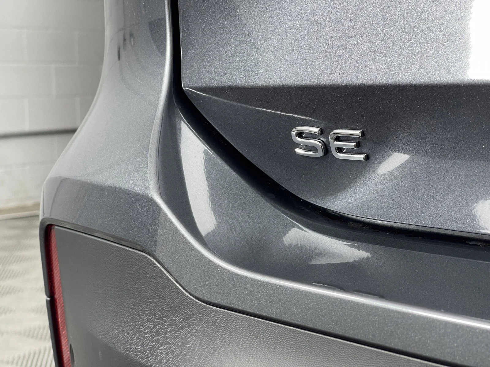 2025 Volkswagen Tiguan SE - Photo 13