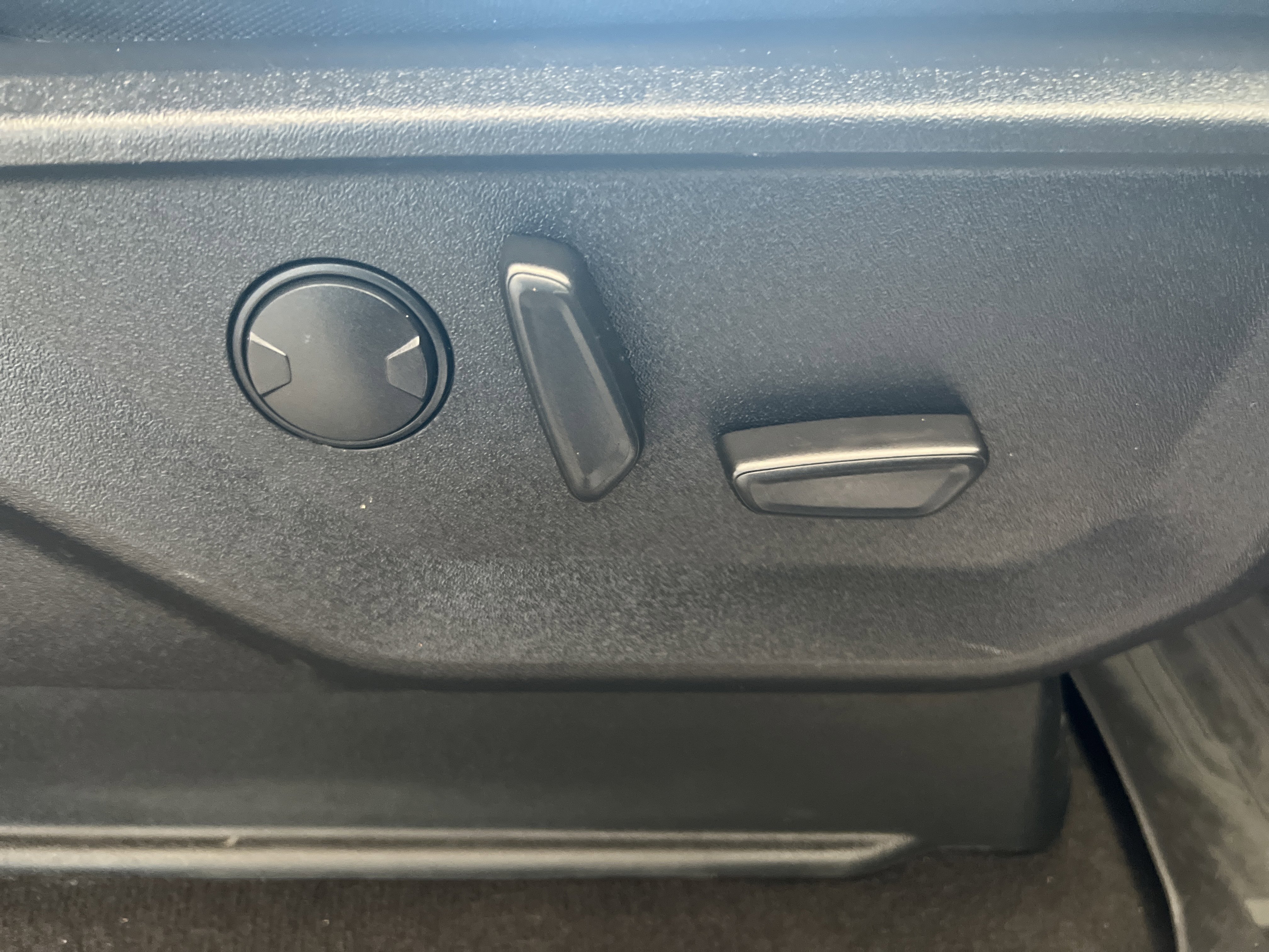 2022 Ford F-150 XLT - Photo 13