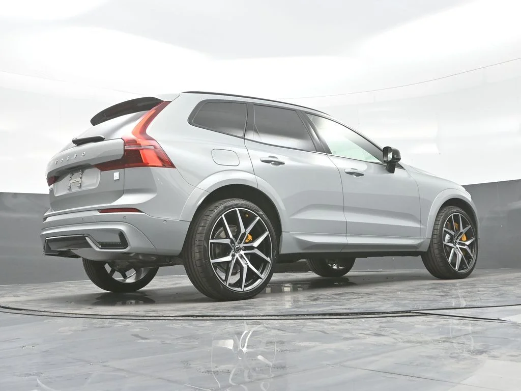 New 2026 Vapour Grey Volvo T8 Polestar Engineered image 30