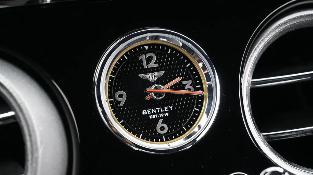 New 2026 White Bentley  image 24