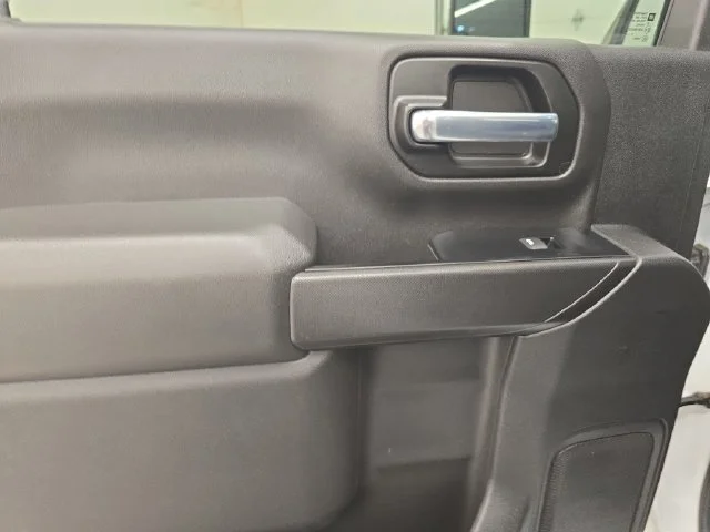 Used 2020 Summit White Chevrolet LT image 18