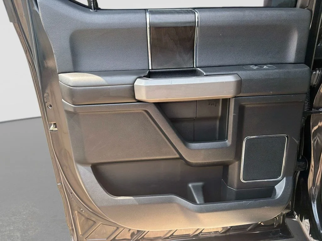 Used 2019 Black Ford Platinum image 13