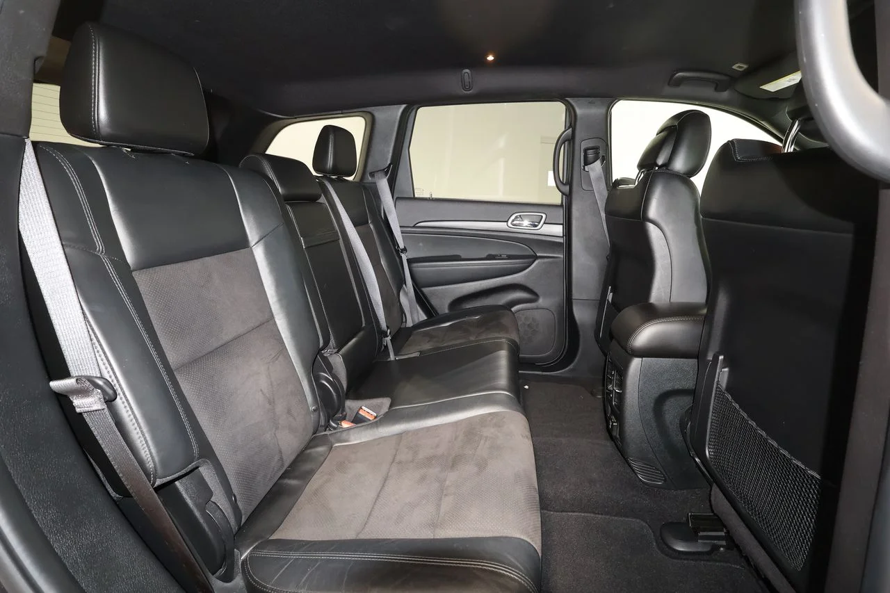 Used 2021 Gray Jeep Laredo X image 16