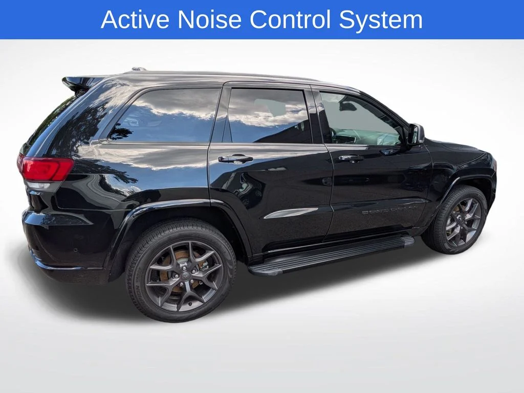 Used 2021 Black Jeep Limited image 3
