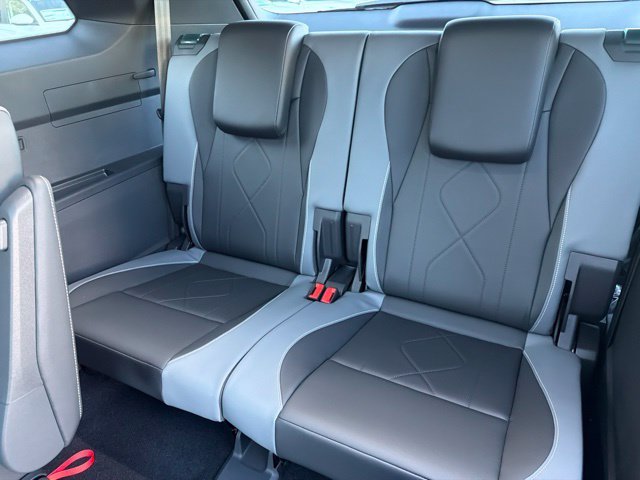 New 2027 White Volkswagen SEL image 14