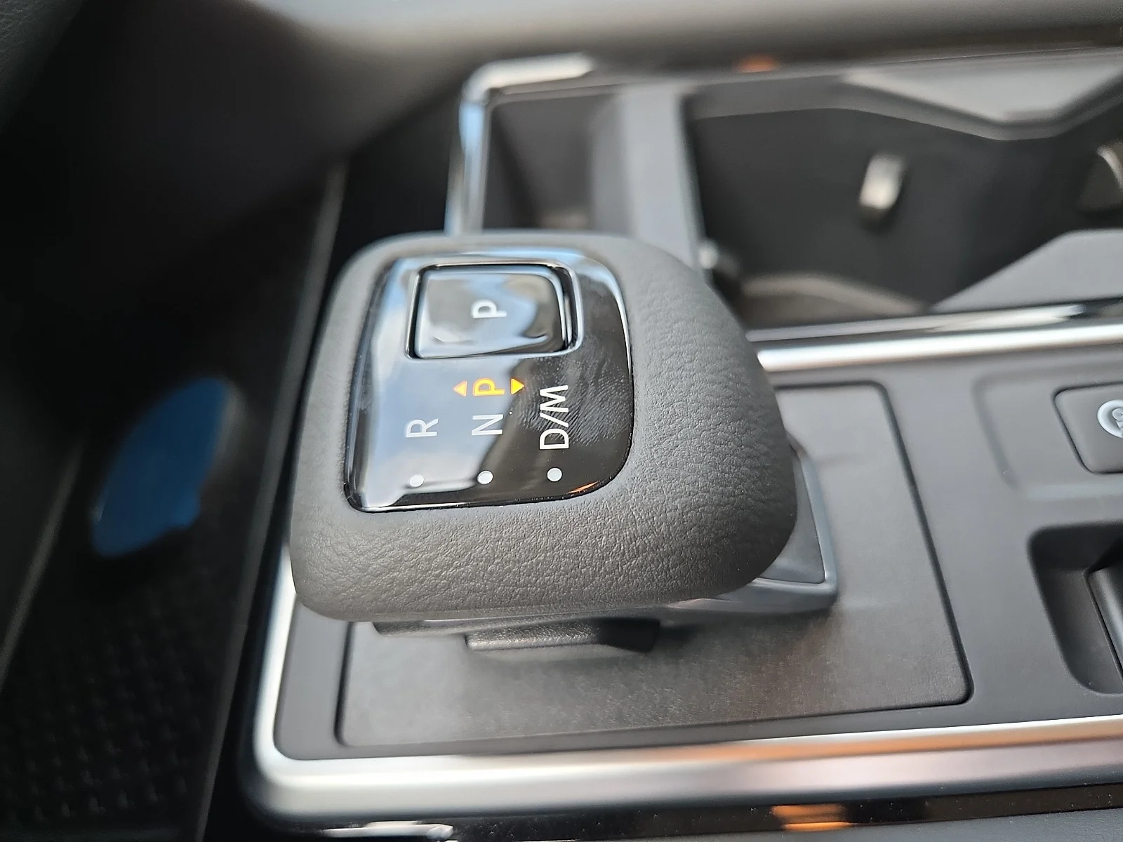 New 2026 QBE Everest WH Nissan SL Front-Wheel Drive image 17