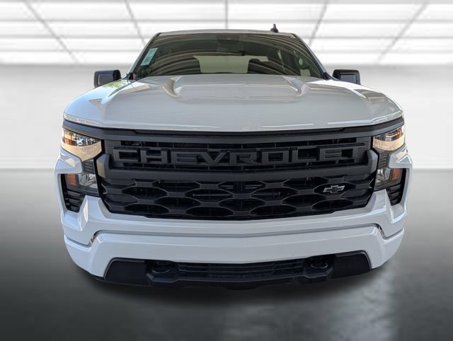 New 2026 Summit White Chevrolet Custom image 22