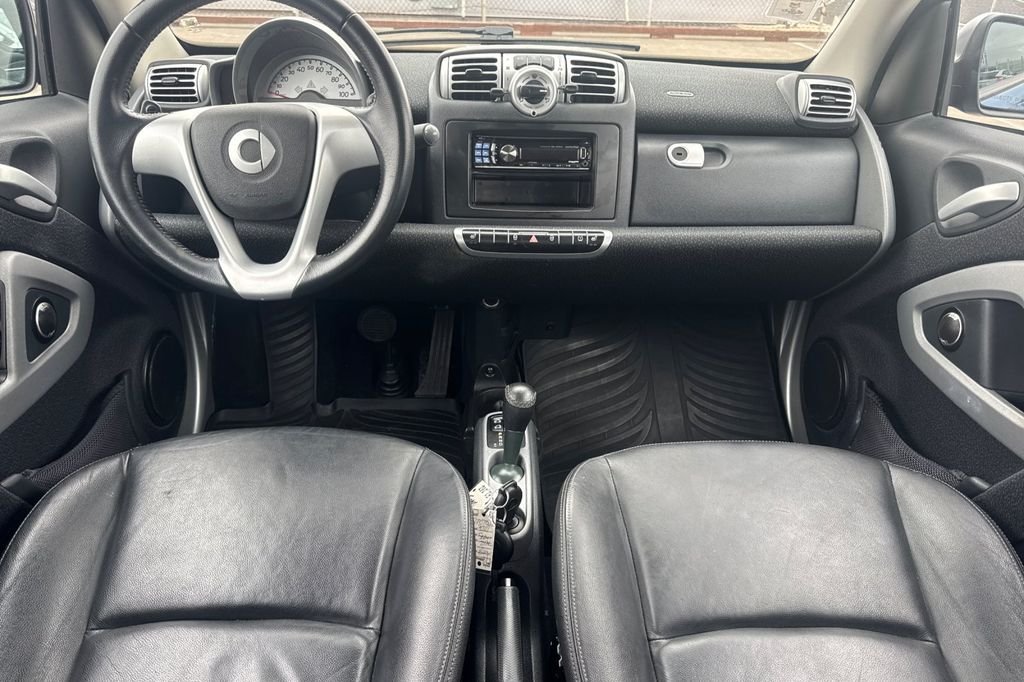 Used 2009 Blue smart Passion image 15