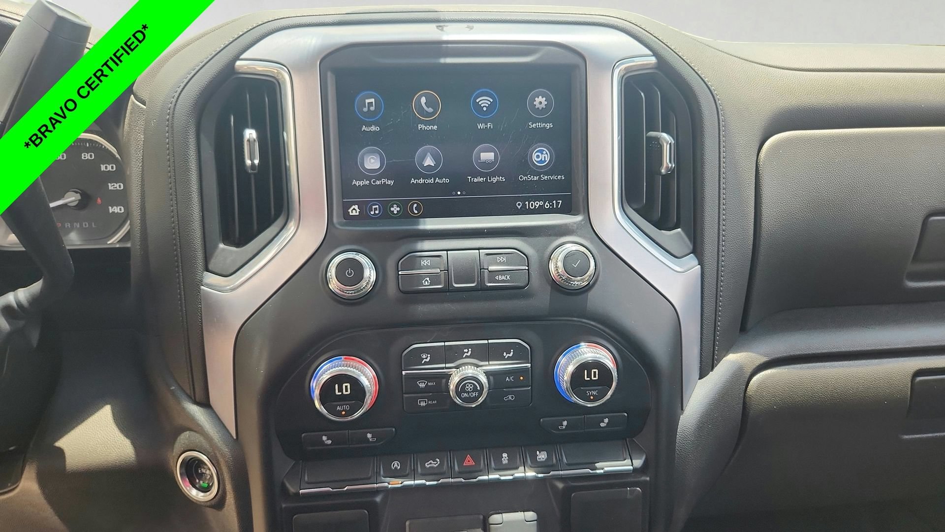 Used 2021 SUMMIT WHITE GMC SLE image 15